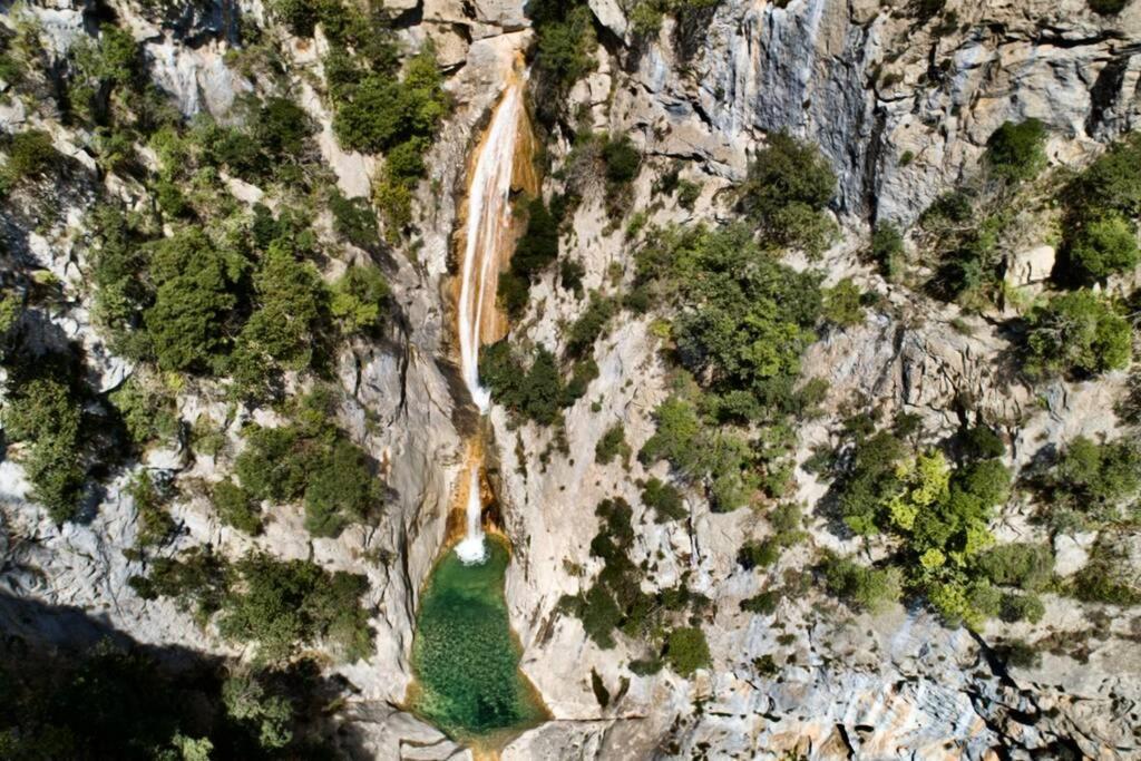 Pont De Valenti Mountain Retreat Apartment Girona Bagian luar foto