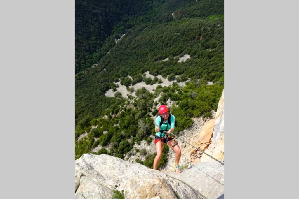 Pont De Valenti Mountain Retreat Apartment Girona Bagian luar foto