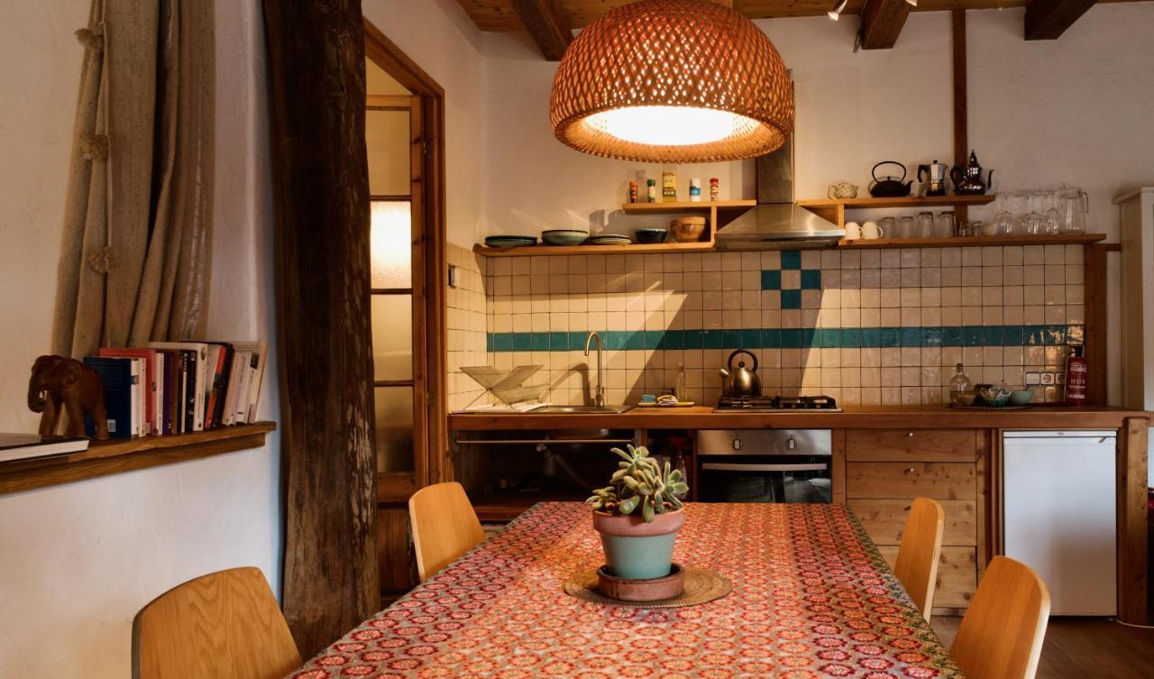 Pont De Valenti Mountain Retreat Apartment Girona Bagian luar foto