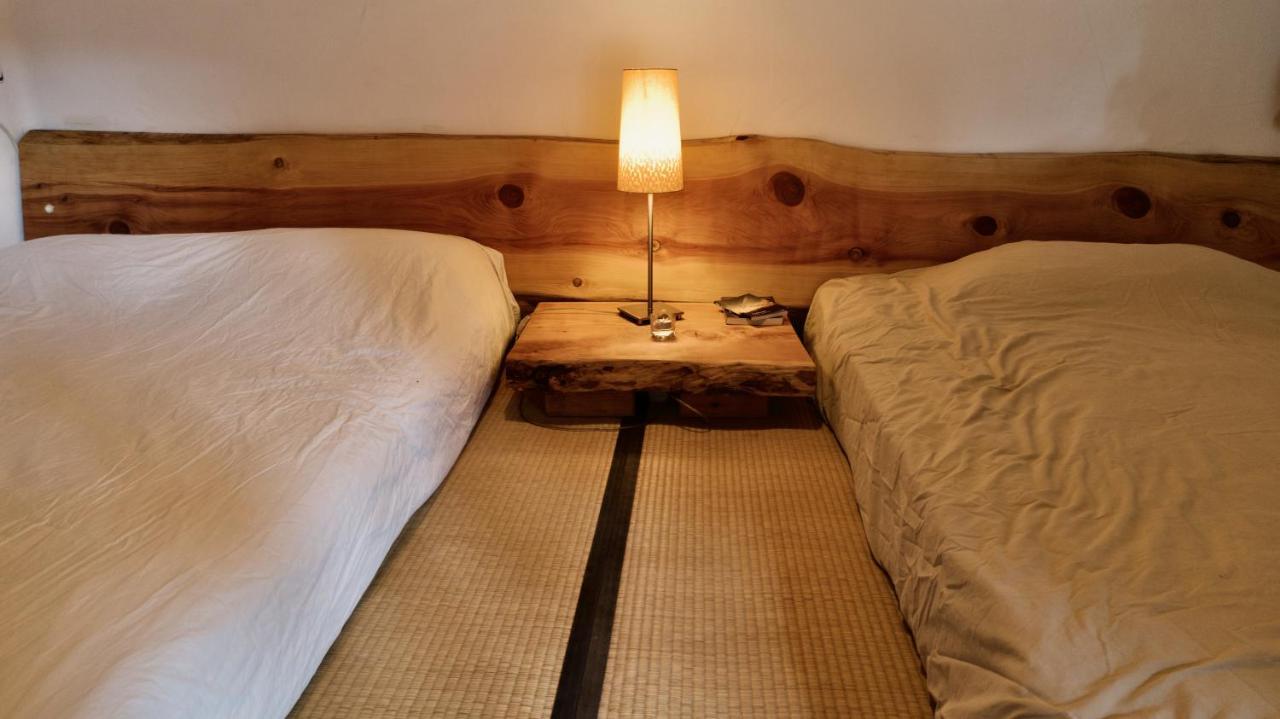 Pont De Valenti Mountain Retreat Apartment Girona Bagian luar foto